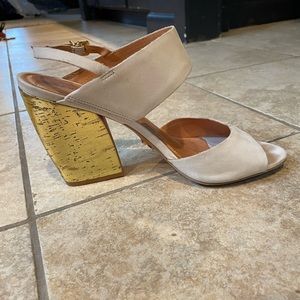 Beautiful Brazilian leather heels. Gold and ivory leather